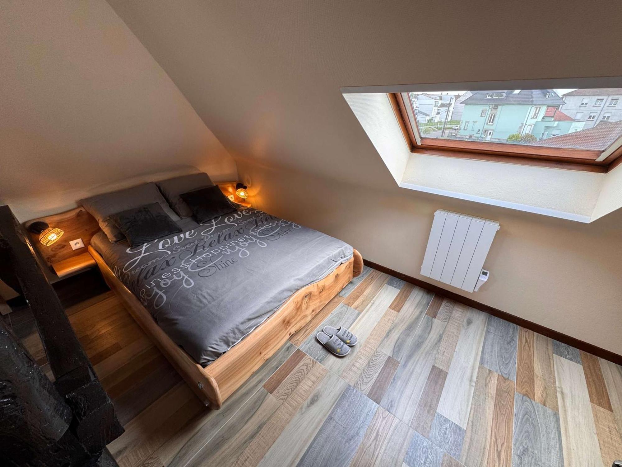 Private & Comfortable Apartments Puttelange-aux-Lacs Exteriör bild